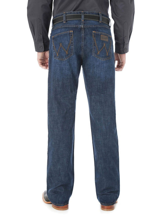 MENS 20X COMP SLM BOOTCUT JEAN 34L - Dillon - Size 28