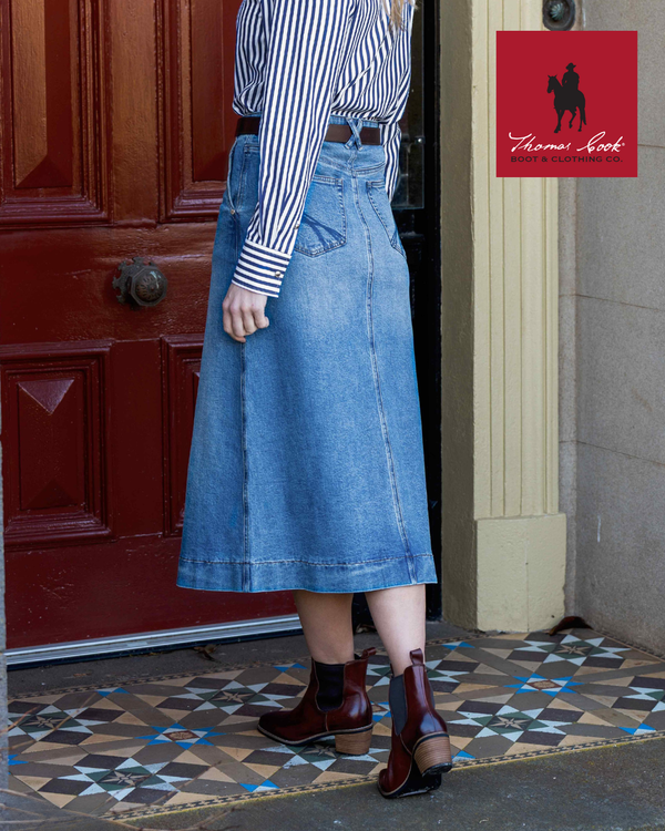 Wmns Nova Denim Skirt - View 7